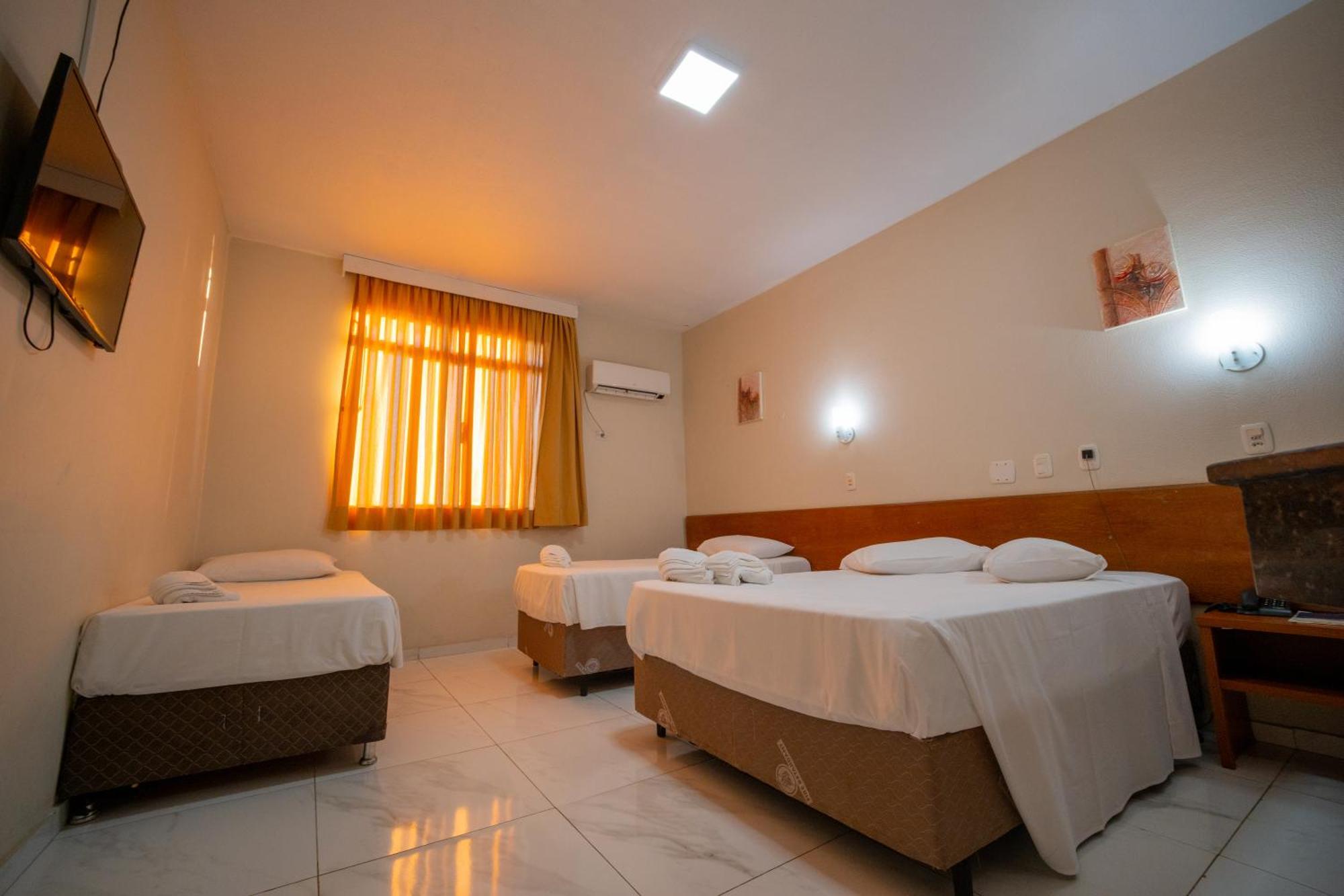 Quarto da Hotel Dan Inn